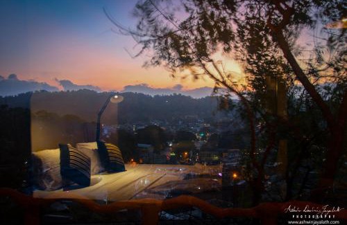 Kandy Bed & Breakfast | Square Peg
