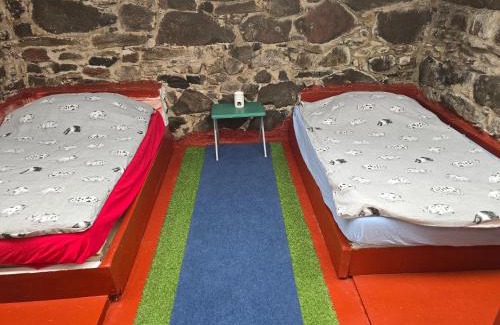 Arnol House | Squealing Pig Bothy