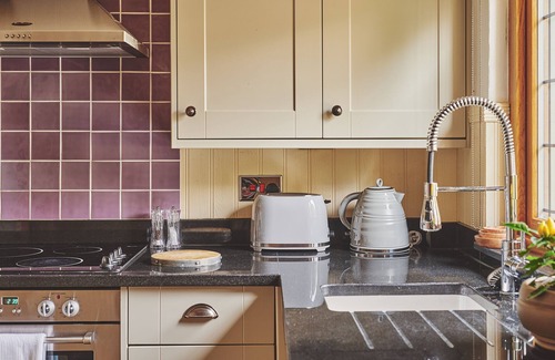 Longborough Cottage | Squirrel Barn