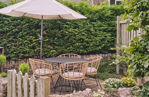 Longborough Cottage | Squirrel Barn