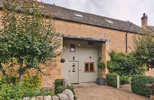 Longborough Cottage | Squirrel Barn