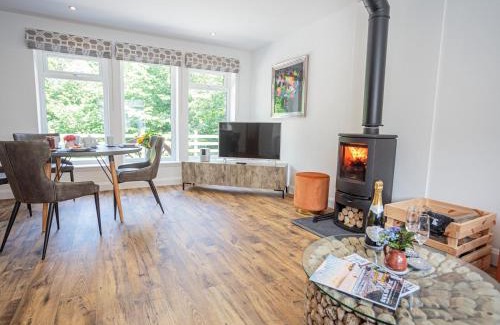 Stranraer House | Squirrel Cottage