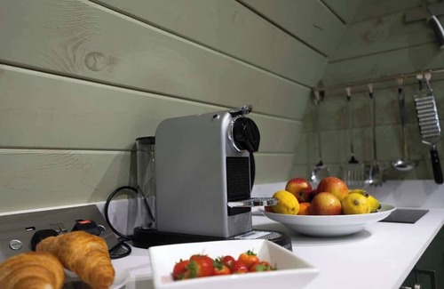 Malmesbury Cabin | Squirrels Drey | Hot Tub Stay in the Cotswolds