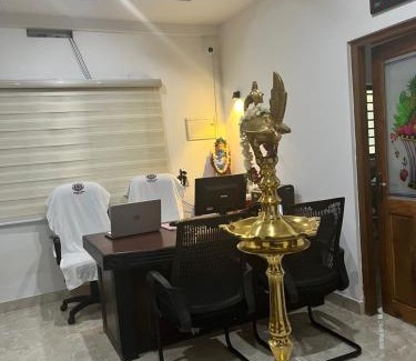 Khattalwada Hotel | SREE CHAKRA Tourist Home Guruvayoor
