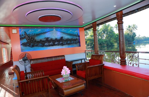Alappuzha Boat Rental | Sreekrishna Houseboats