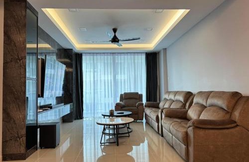 Sandakan House | Sri Indah condominium
