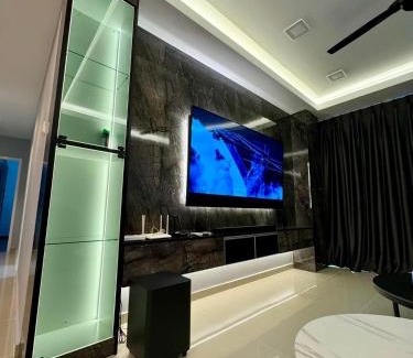 Sandakan House | Sri Indah condominium