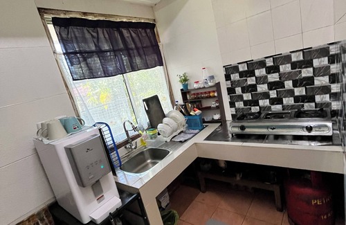 Kampung Siol Kandis Ski Chalet | Sri Kandis Cottage Stay (KCH)