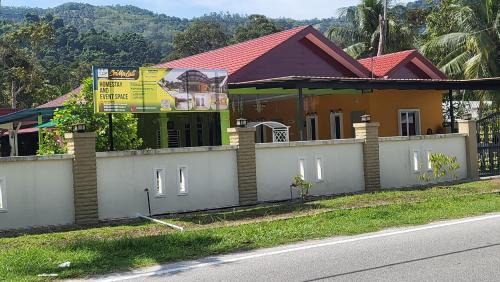 Pondok Upih House | Sri MaLati Homestay and Event Space