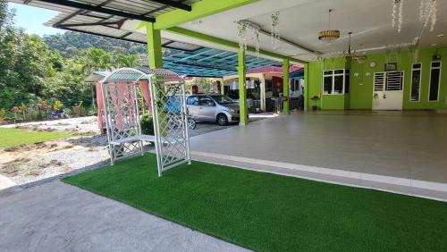 Pondok Upih House | Sri MaLati Homestay and Event Space