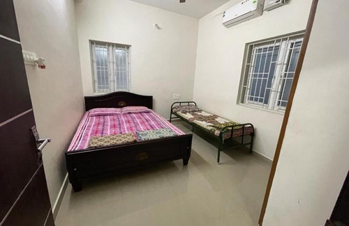 Srirangam Apartment | Sri Nivas