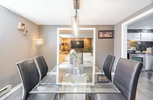 Les Moulins Regional County Municipality Apartment | SS apartment with whirlpool bath - citq 318125
