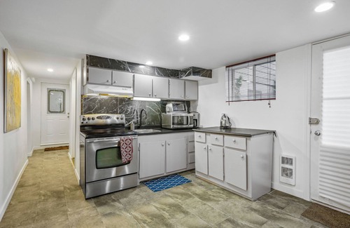 Les Moulins Regional County Municipality Apartment | SS apartment with whirlpool bath - citq 318125