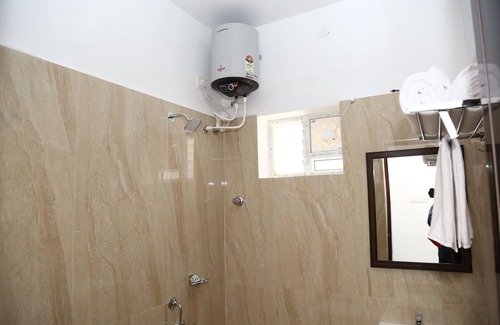 Egmore Hotel | SS STAY