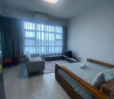 Downtown Kota Kinabalu Apartment | SSKK30 Corner Sunset Seaview Mountain 2BR 6pax@JQ