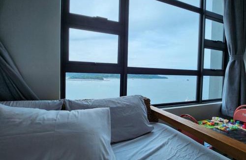 Downtown Kota Kinabalu Apartment | SSKK30 Corner Sunset Seaview Mountain 2BR 6pax@JQ