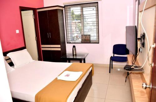 Srikalahasti Hotel | SSR Hotel