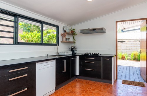 Papeete Villa | St Ame House Papeete with View & Pool