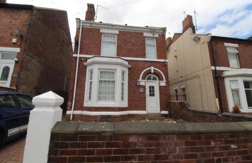 Rotherham House | St Ann's House Rotherham by Smart Corporate Stays