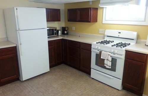 St. Anthony Park Apartment | St.Anthony Park Basement 2 Bedroom
