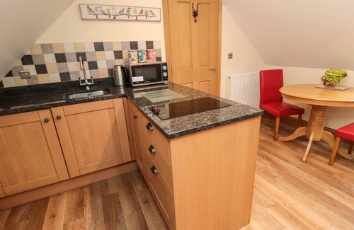 South Charlton Cottage | ST. CRUZ, with pool in Embleton