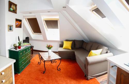 Szentimrevaros Apartment | St. Gellért Square - Minilux Apartman