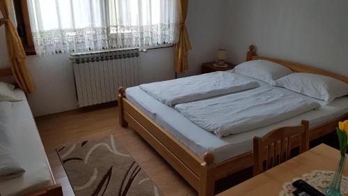 Korenica House | St George B&B