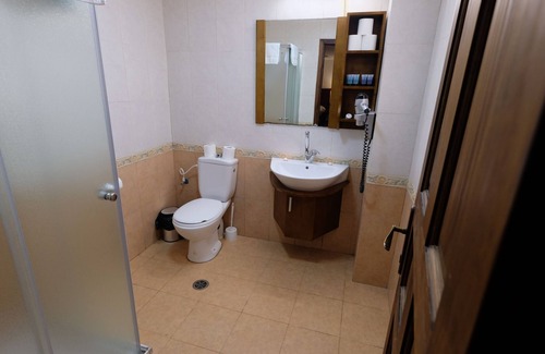 Jerusalem House | St. George’s Cathedral Pilgrim Guesthouse – Jerusalem