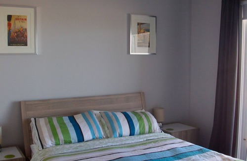 Port Hughes House | St Ives at Pt Hughes - A contemporary take on the "Beach House" for up to x10.