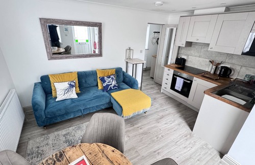 St Ives Cottage | St James Rest - sleeps 4 guests in 2 bedrooms