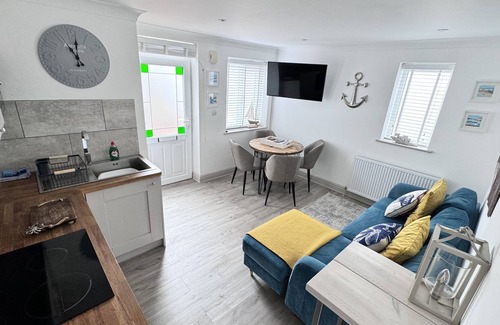 St Ives Cottage | St James Rest - sleeps 4 guests in 2 bedrooms