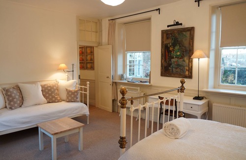 Winchester Bed & Breakfast | St John's Croft