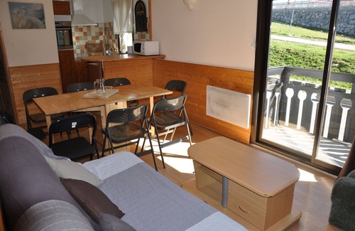 Saint-Lary-Soulan Apartment | St LARY SOULAN, PLA D'ADET apartment at the foot of the slopes, full exposure