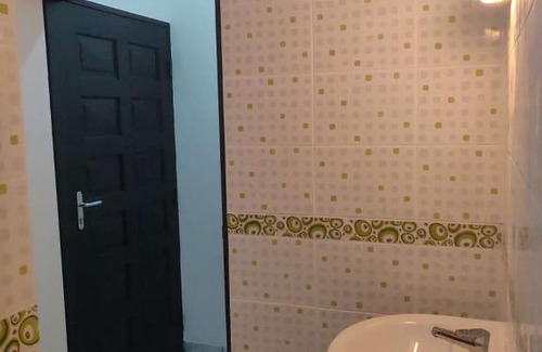 Les Hattes Apartment | ST-Laurent Centre - Baka lycée Confort T1