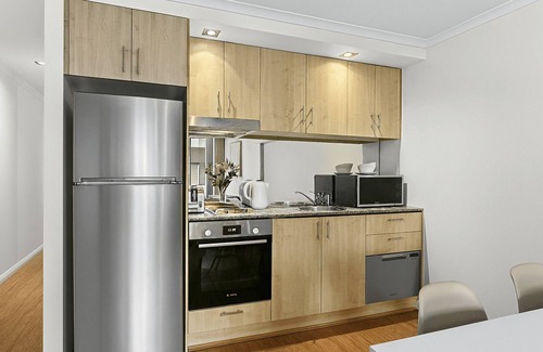 Wollstonecraft Apartment | St Leonards- LN409 Atchison Street - Spacious 1BR + Study with Balcony Parking Near St Leonards Station