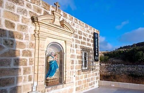 Munxar Hotel | St. Patrick's