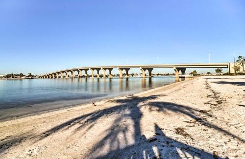 St. Petersburg Apartment | St Pete Condo with Private Lanai and Community Pool!