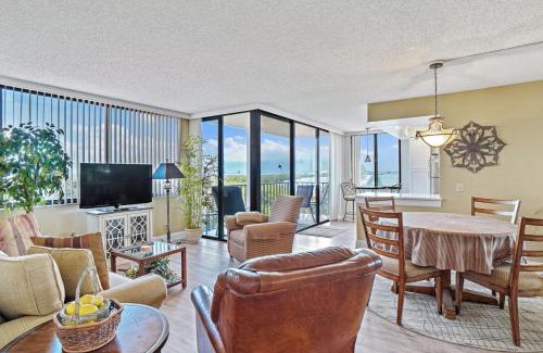Isla del Sol House | St. Pete Isla Del Sol Bahia J 408 2BD 2BA