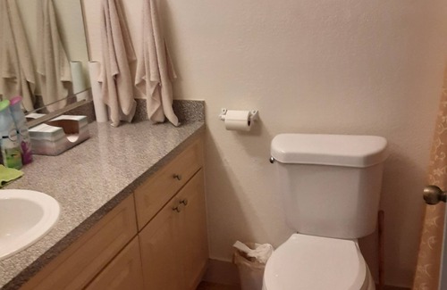 Pinellas Point House | St. Petersburg 2 Bed/2 Bath in gated community