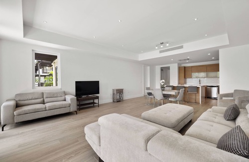Herreras Condo | St Regis Modern Luxury Residence