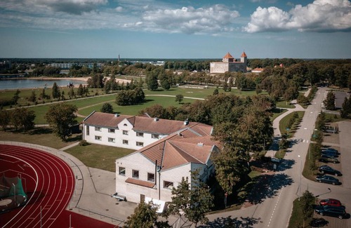 Kuressaare Hotel | Staadioni Hotel