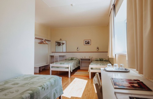 Kuressaare Hotel | Staadioni Hotell