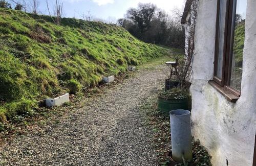 Wrangaton House | Stables,1 or 2 bedroom Eco earth house, edge of Dartmoor