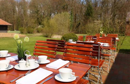 Fredenbeck Hotel | STADE LAND GOLF HOTEL Tiny Häuser