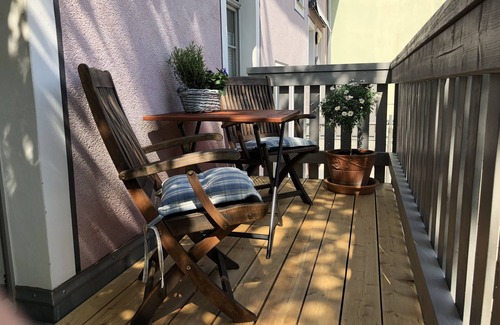 Meissen Apartment | Stadthaus Rosengasse, family apartment with balcony in the old town
