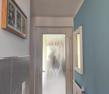 Gerichtsviertel Apartment | Stadtnah und zentral in Oldenburg mit Parkplatz, Aufzug und Balkon