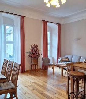 Bautzen Apartment | Stadtpalais Romantik-Suite 3 Zimmer maximal 6 Personen