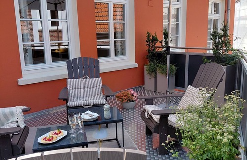 Jever Villa | Stadtvilla Jever # Apartment Minssen