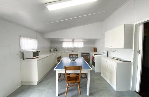 Traviston House | Stafford Hall - Burrum Heads- Riverfront- 3BR- Great Views