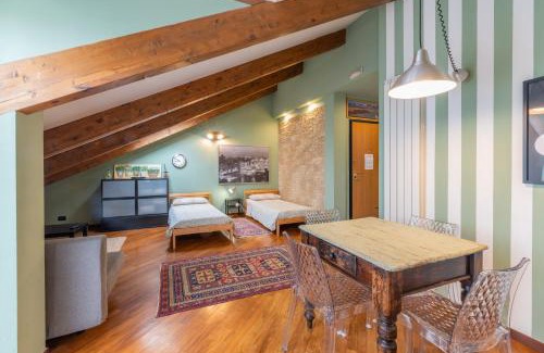 Parella Apartment | STAGABIN La Mansarda Panoramica Un Rifugio di Eleganza e Tranquillità
